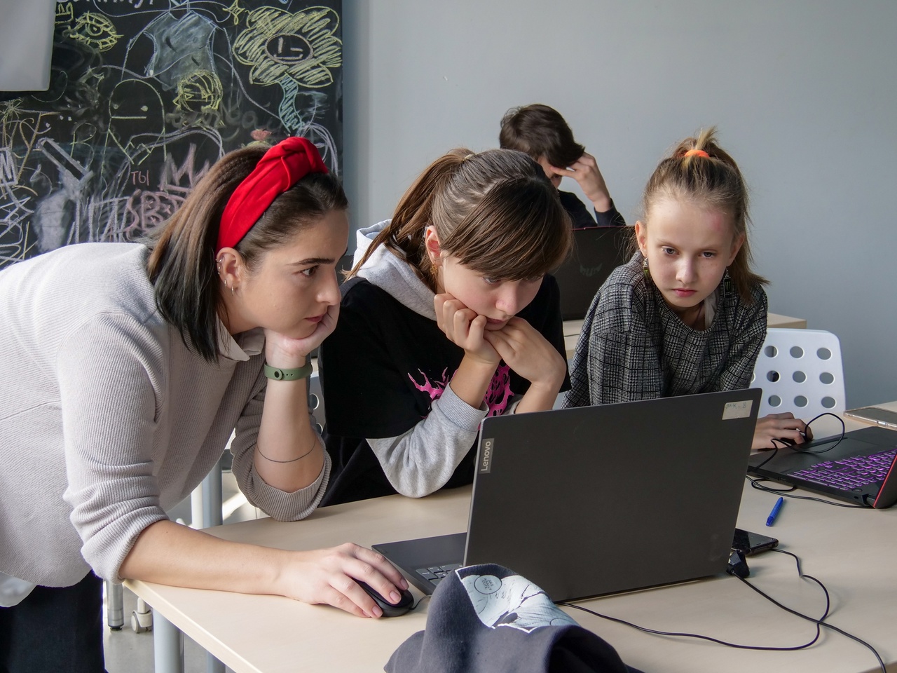 Проектные смены «Level Up» прошли на осенних каникулах в «Кванториуме» Владикавказа